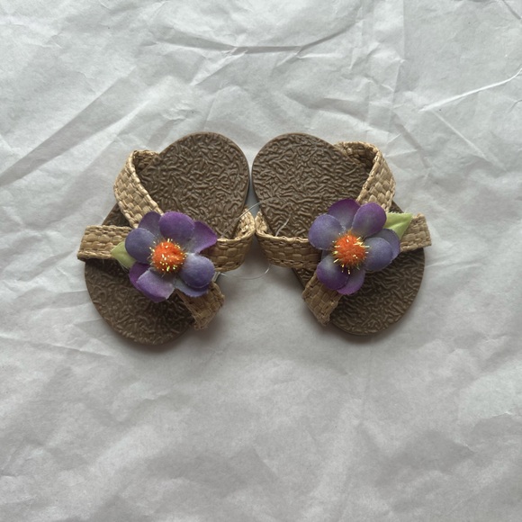 NWOT American Girl Raffia CrissCross Sandals with Purple Flower Orange Pom Pom - Picture 1 of 8